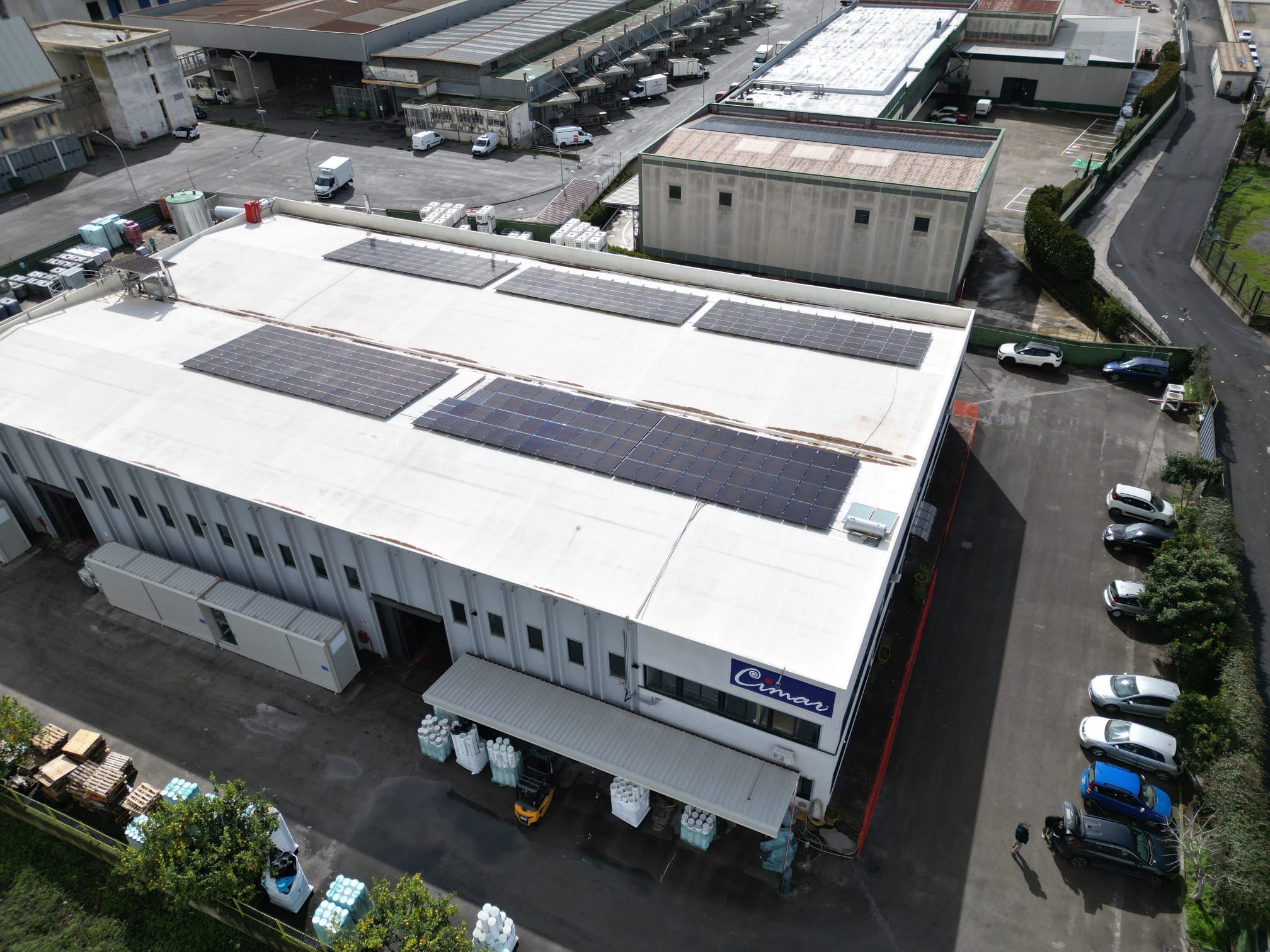 Vista aerea dello stabilimento Cimar con impianto fotovoltaico